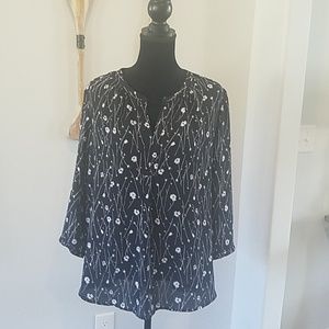 Lila Rose Size XL Blouse
